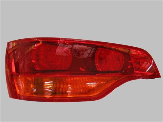 Lampa tylna zespolona MAGNETI MARELLI 714027330802