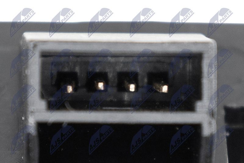 Włącznik, odblokowywanie klapy bagażnika NTY EZC-AU-338