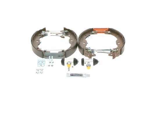 Zestaw szczęk hamulcowych BOSCH 0204114678